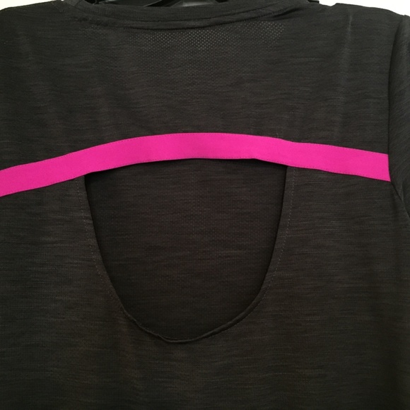 Athleta Grey Mesh Back Cut Out T-Shirt- SMALL - Picture 4 of 8